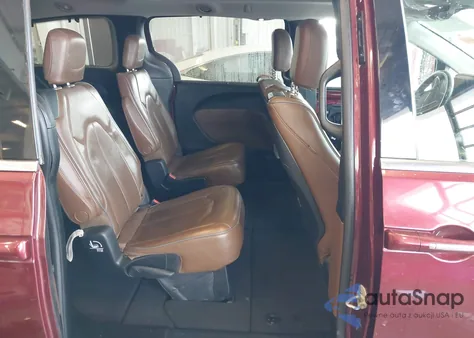 2017 Chrysler Pacifica Limited z USA, uszkodzony, nr VIN 2C4RC1GG8HR851326